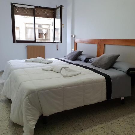 Apartamentos O Cargadeiro Рибадео Экстерьер фото
