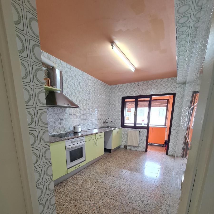 Apartamentos O Cargadeiro Рибадео Экстерьер фото